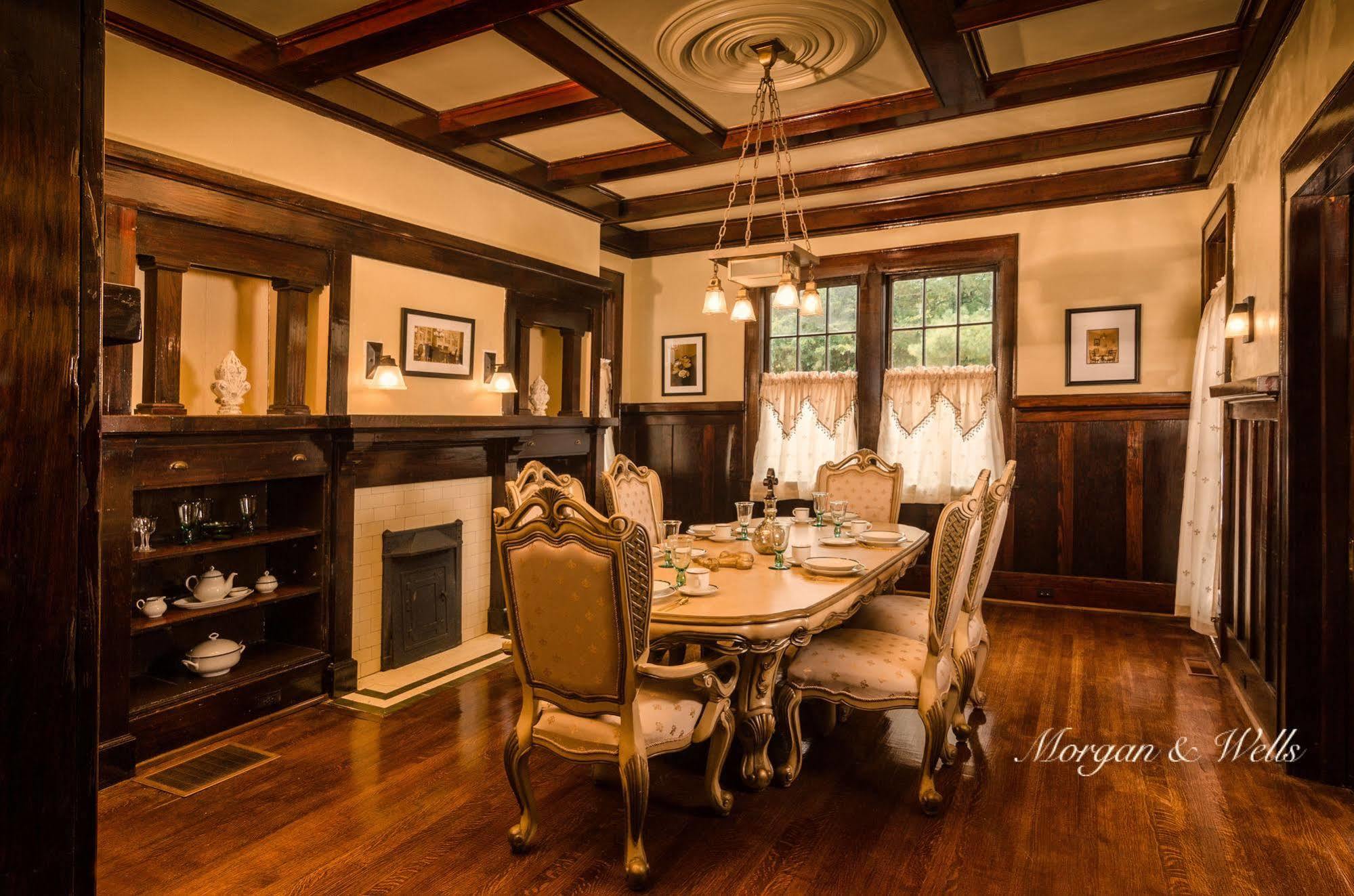 Morgan And Wells Bed And Breakfast Shelby Exteriör bild